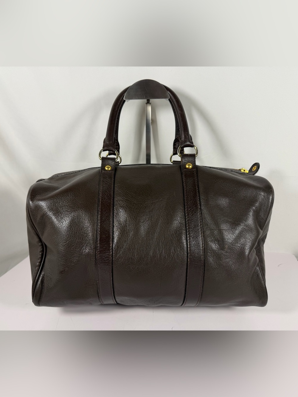 3061: Vintage Longchamp Brown Leather Boston Duffle Travel Bag - Picture 4 of 13
